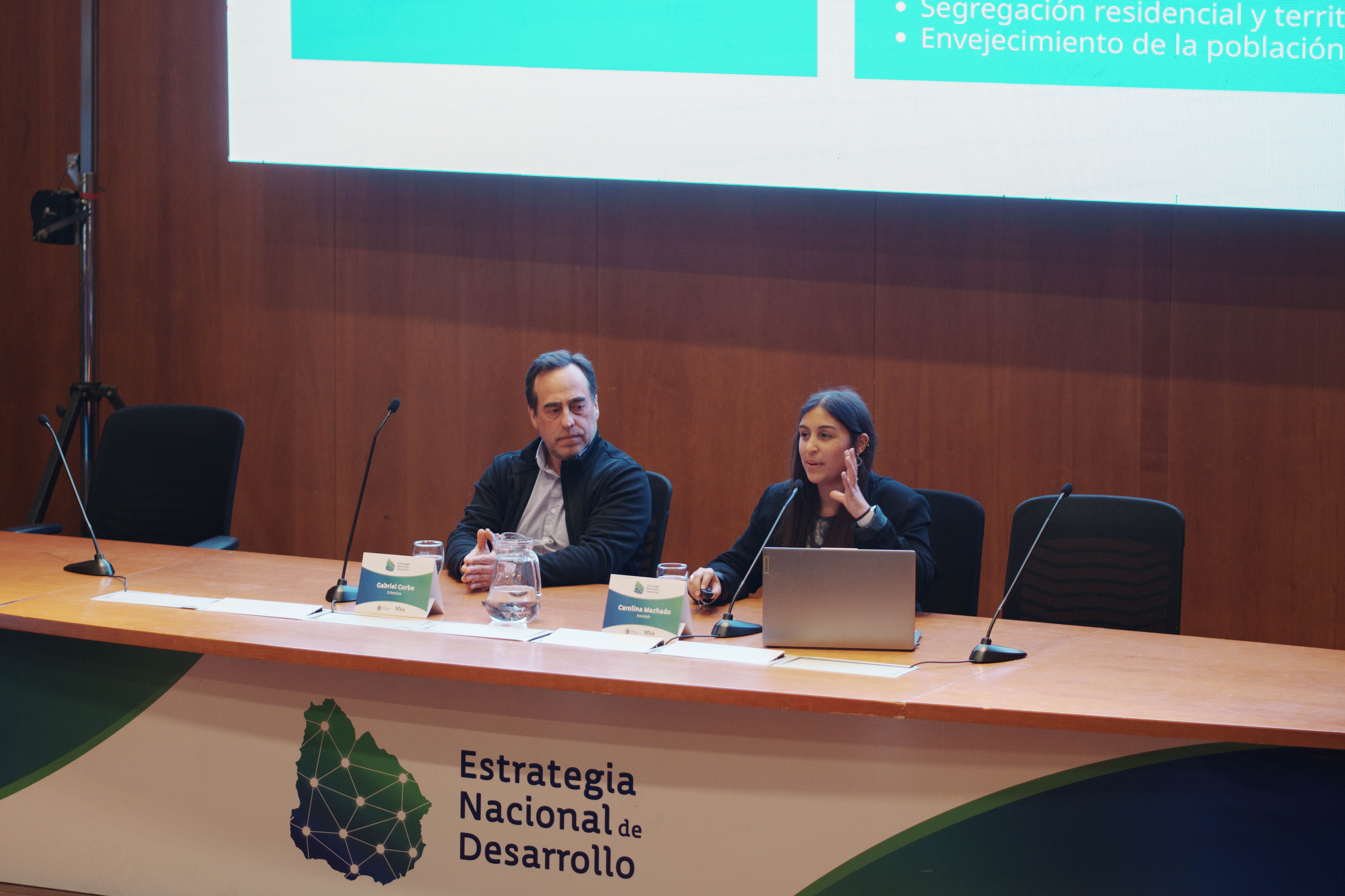 Seminario Estrategia Nacional de Desarrollo