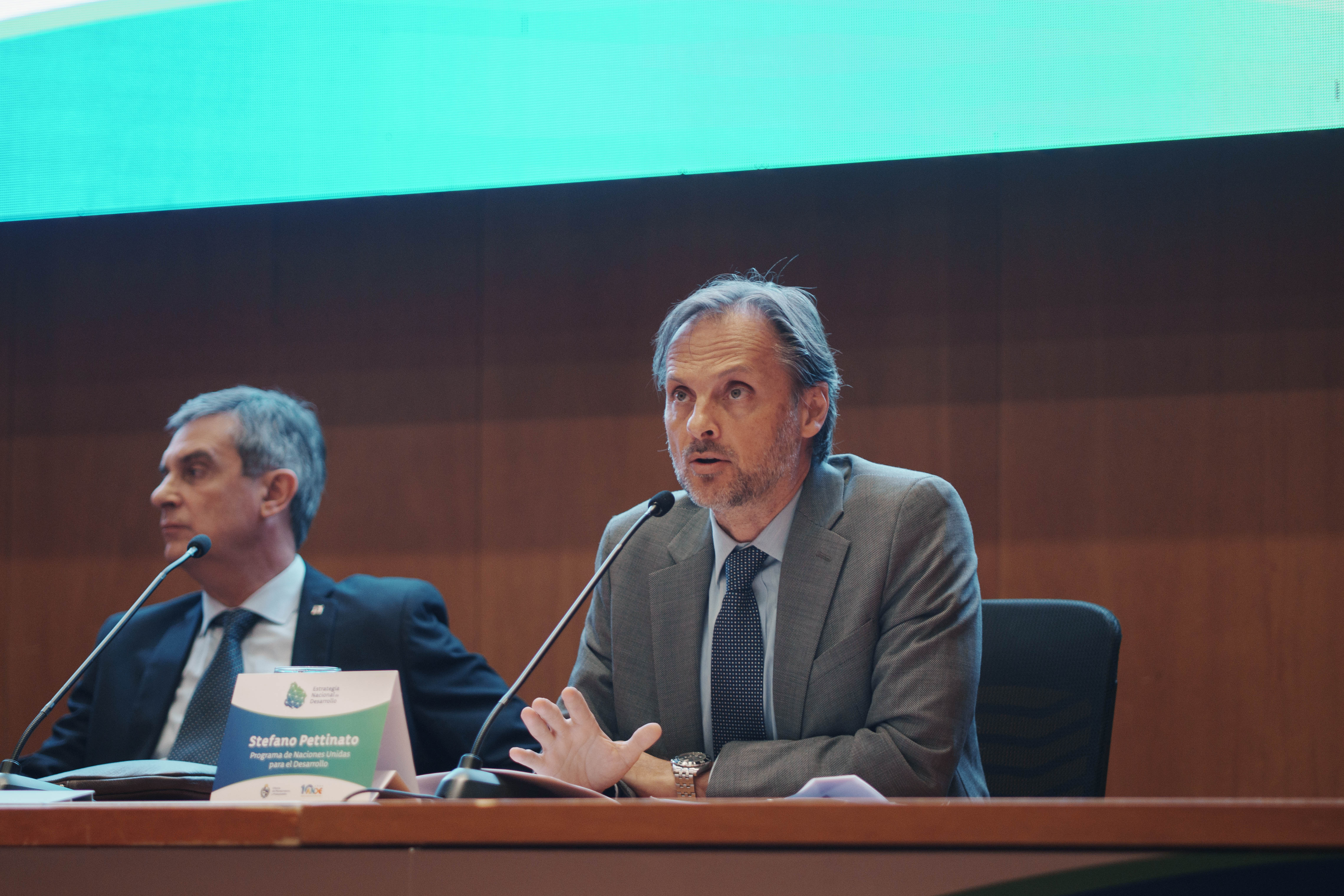 Seminario Estrategia Nacional de Desarrollo