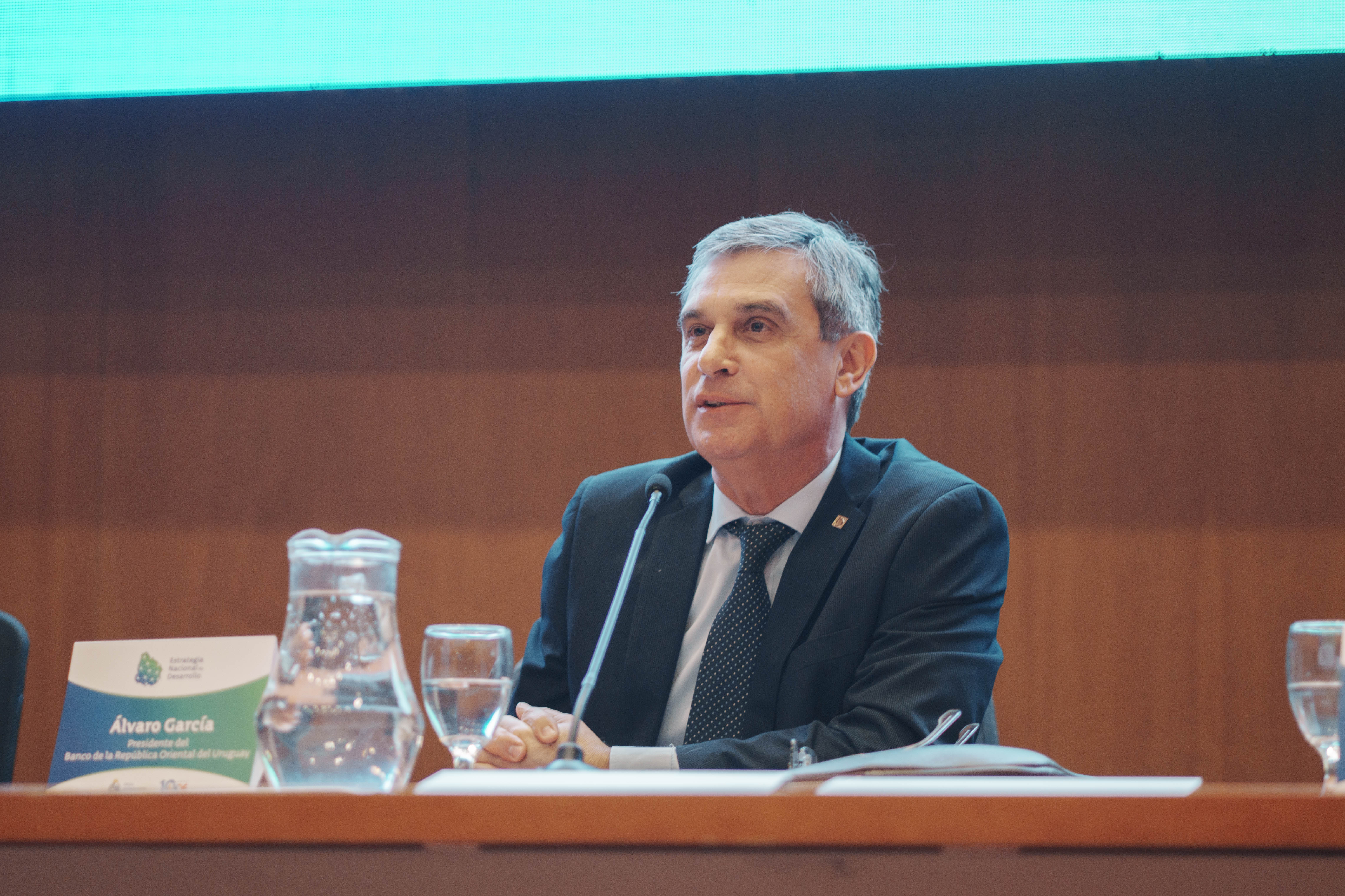 Seminario Estrategia Nacional de Desarrollo