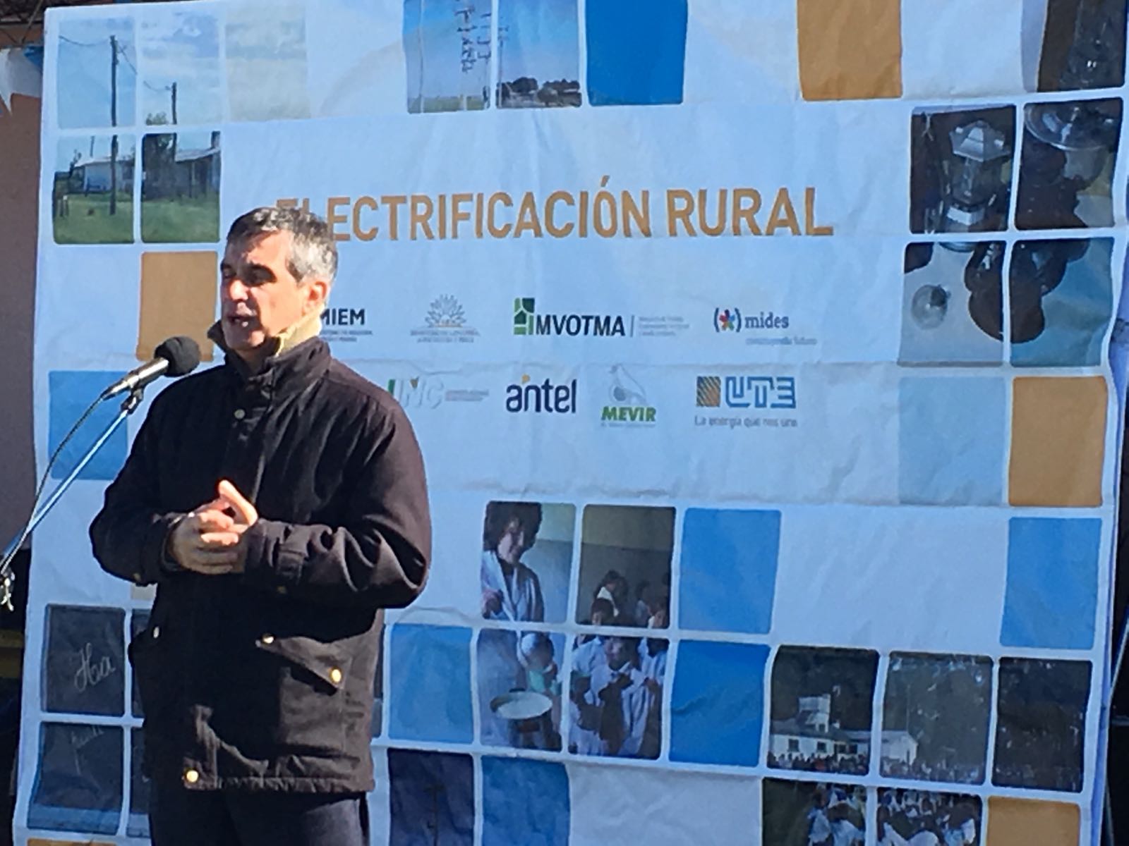 Inauguración electrificación rural en Artigas