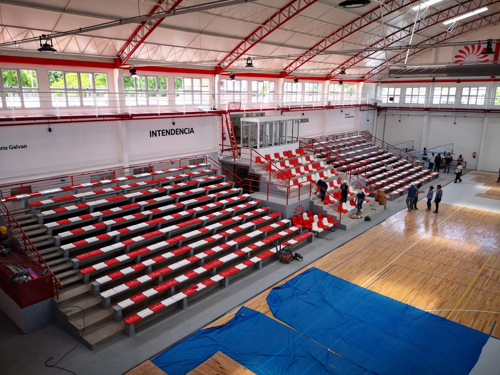 Una de las tribunas móviles del Estadio 10 Julio