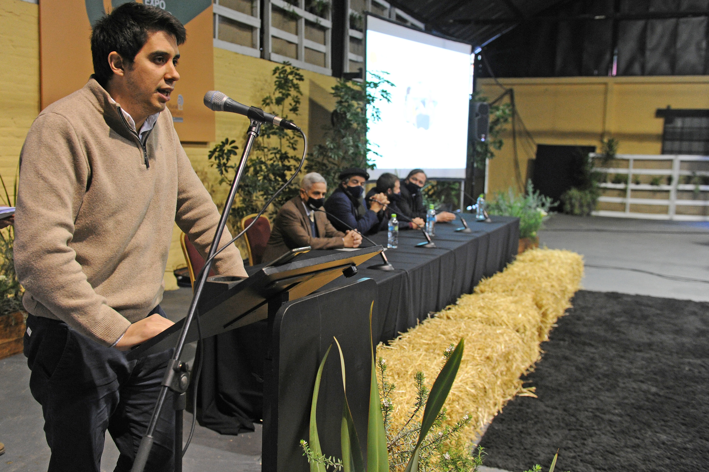 Acto de reinstalación de Comisión Honoraria en el Área de la Juventud Rural