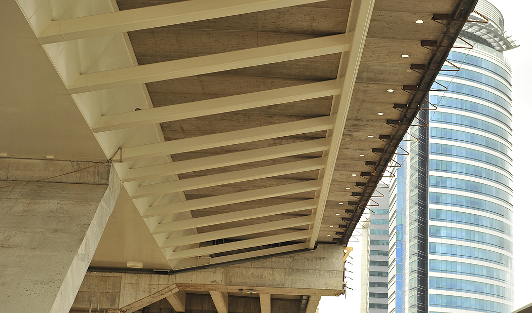 Obras en viaducto sobre rambla Sudamérica en Montevideo