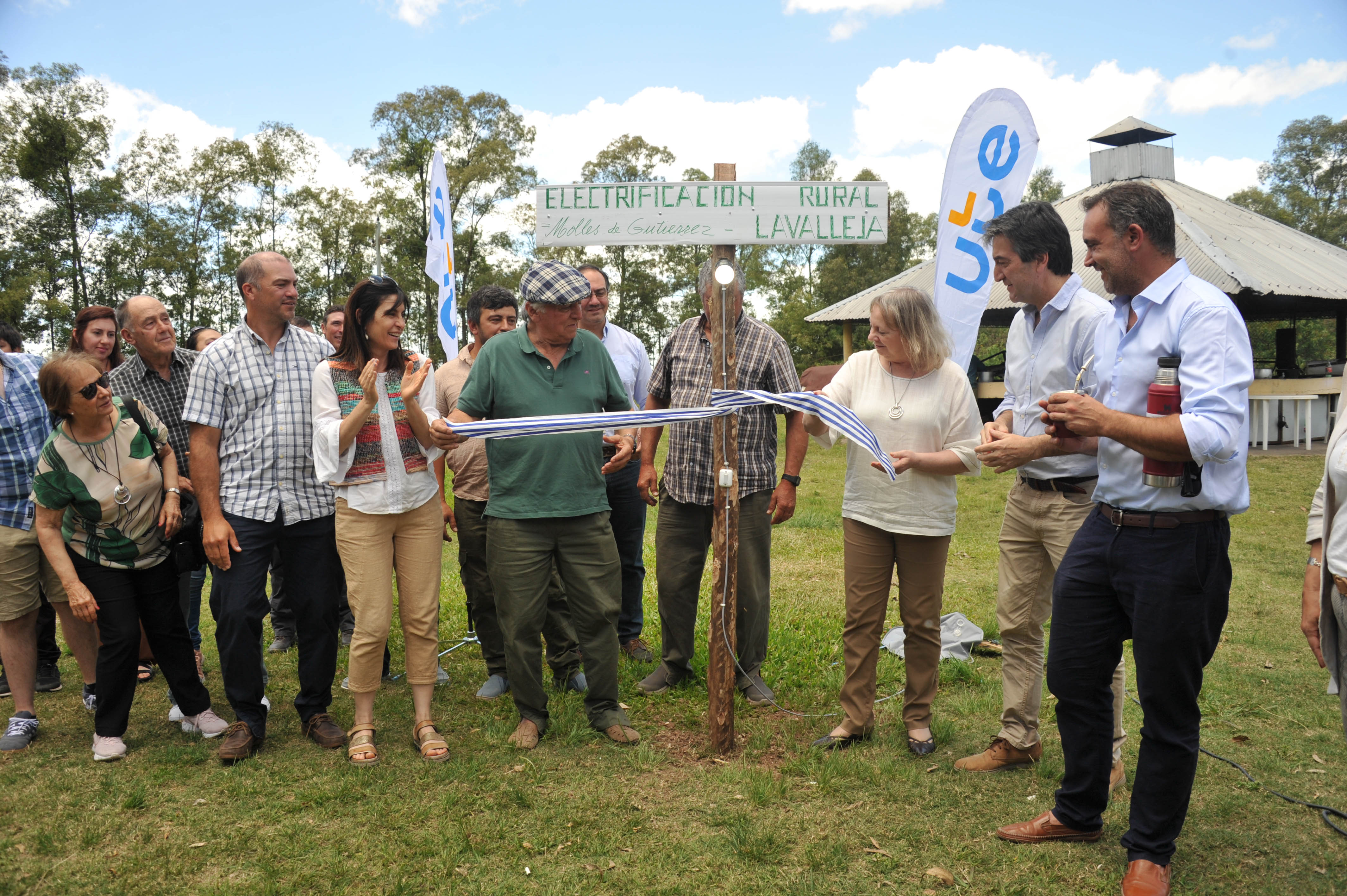 UTE inauguró obras que benefician a más de 30 familias de zonas rurales en Florida y Lavalleja