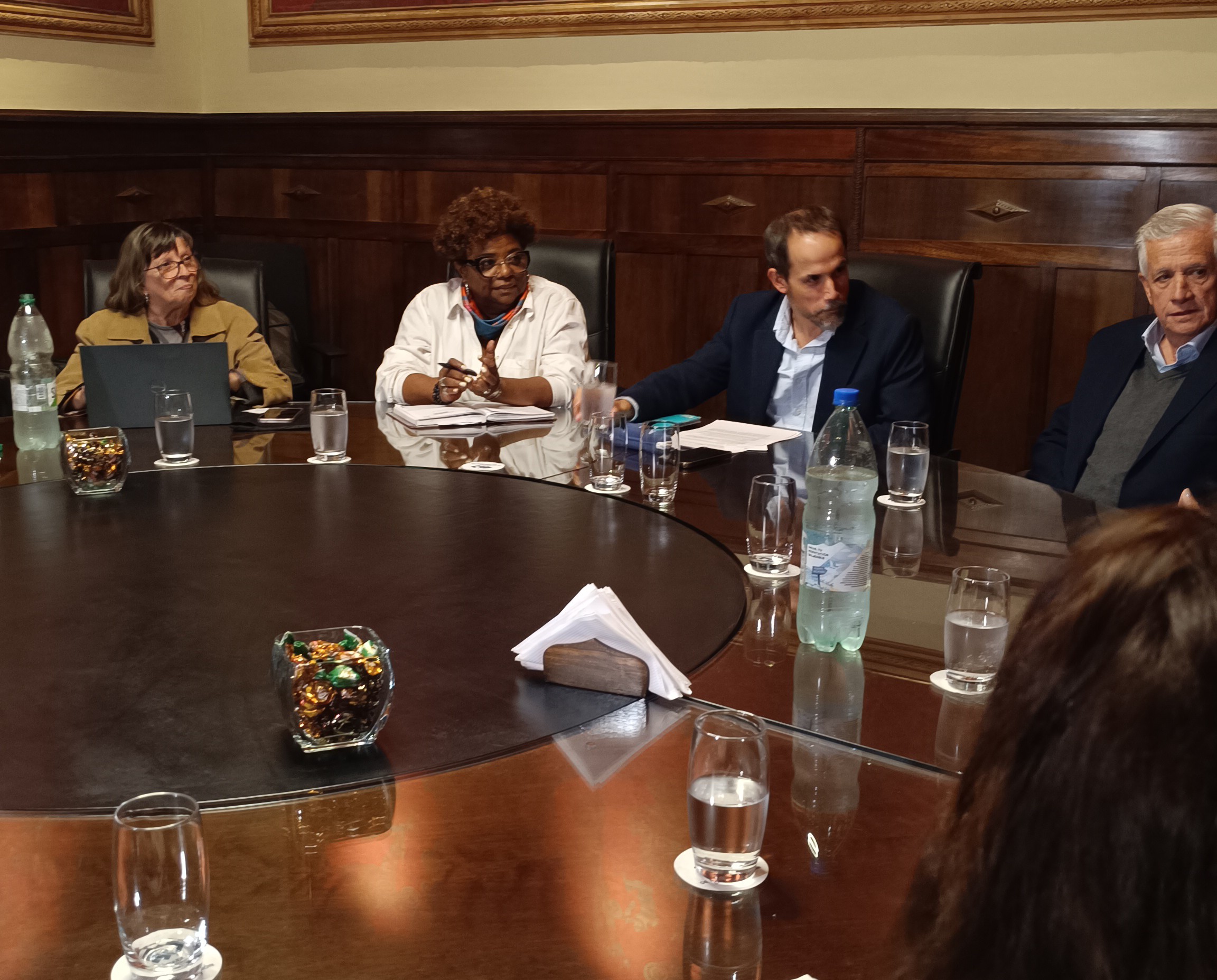 Reunión con Cámara de Empresas