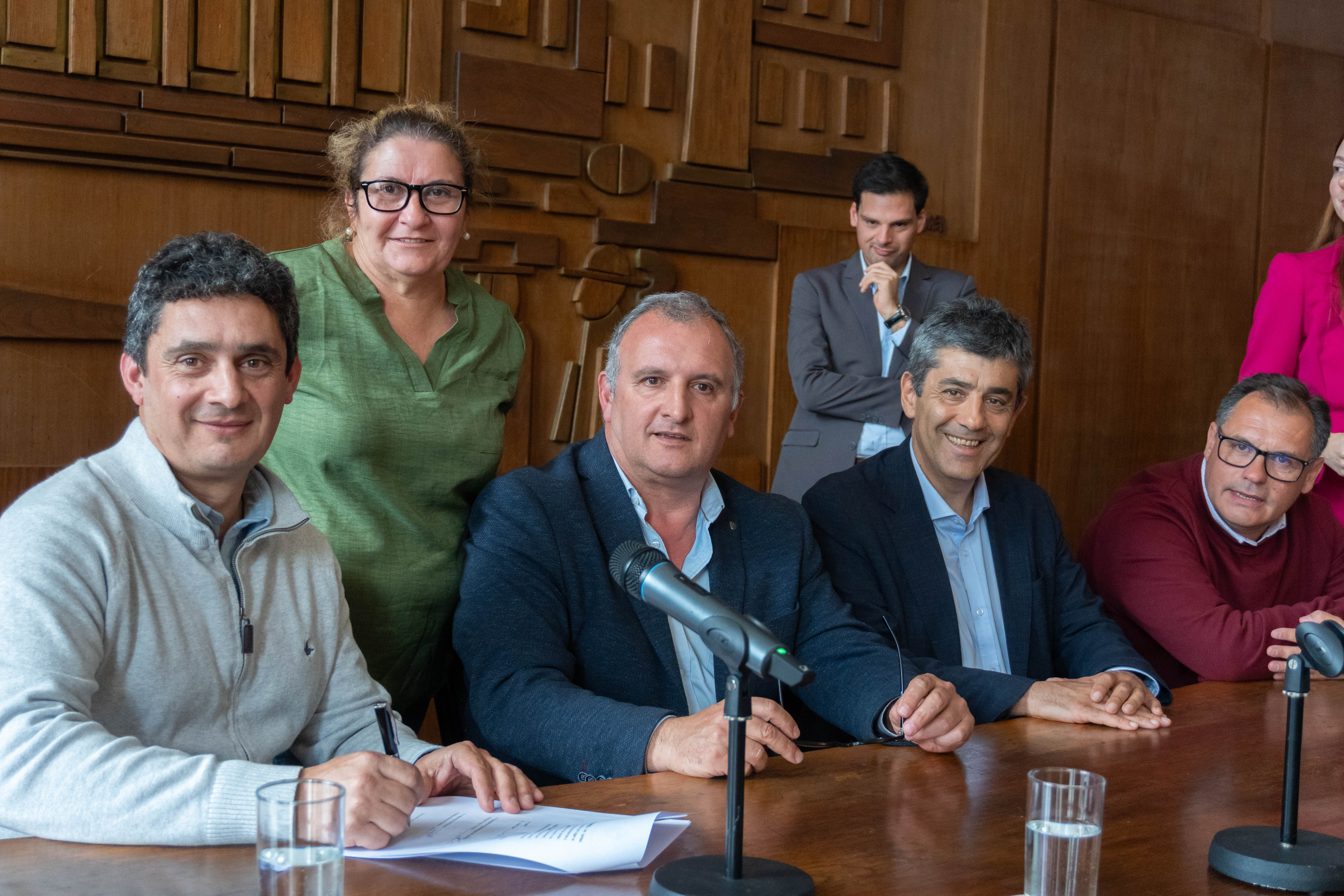 Firma de convenios: Pirarajá (Lavalleja)
