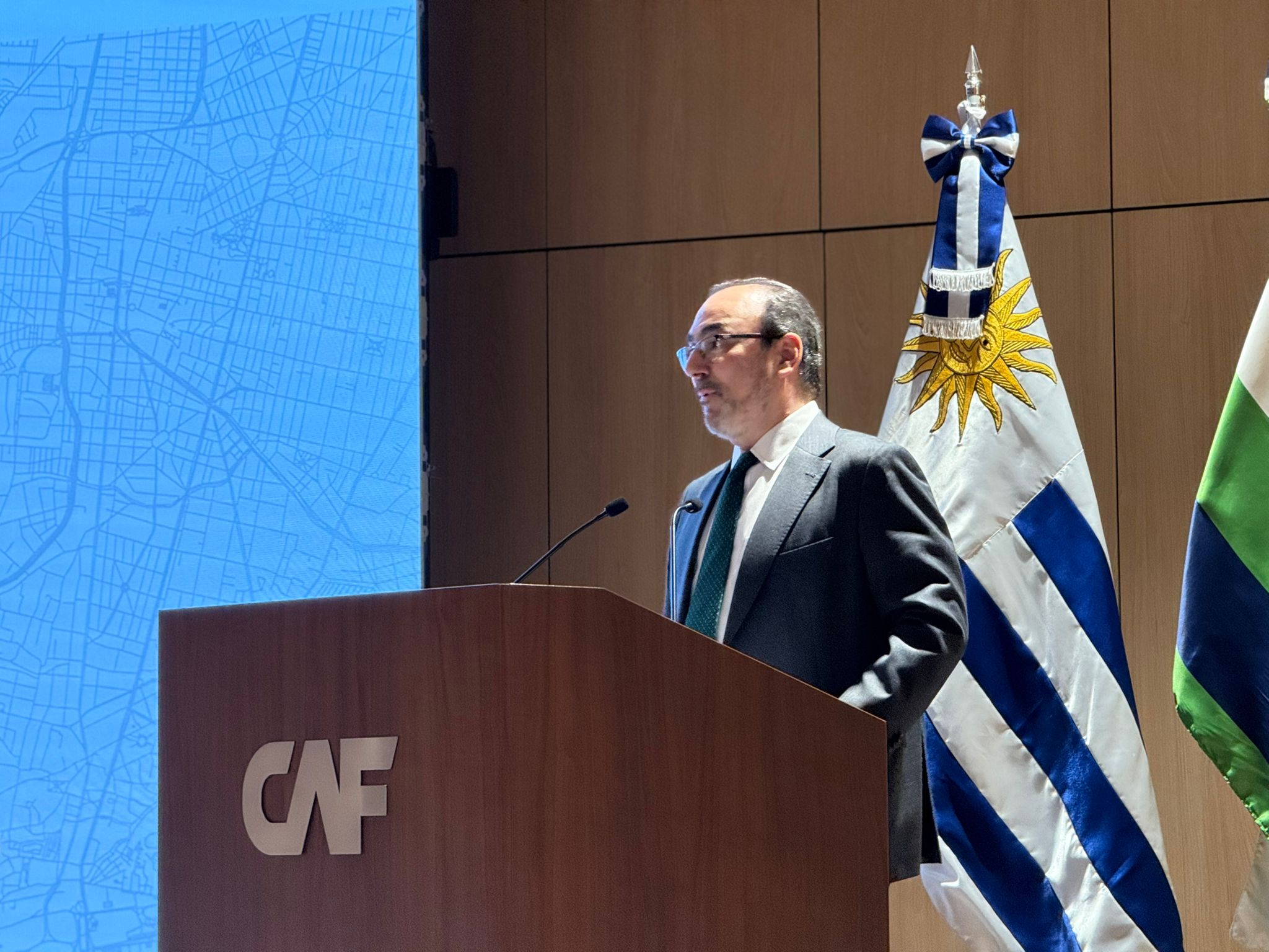 Presidente Ejecutivo de CAF -banco de desarrollo de América Latina-, Sergio Díaz-Granados, en la presentación de la edición 2025 del Reporte de Economía y Desarrollo de CAF