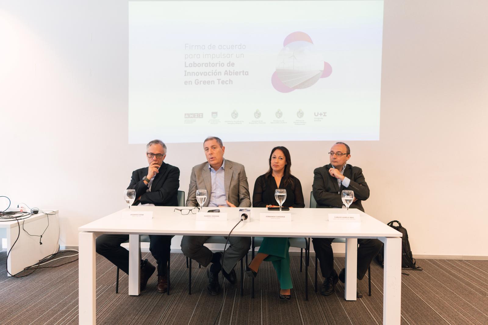 ANII y Udelar firman acuerdo para impulsar el laboratorio de innovación abierta Uruguay GreenTech