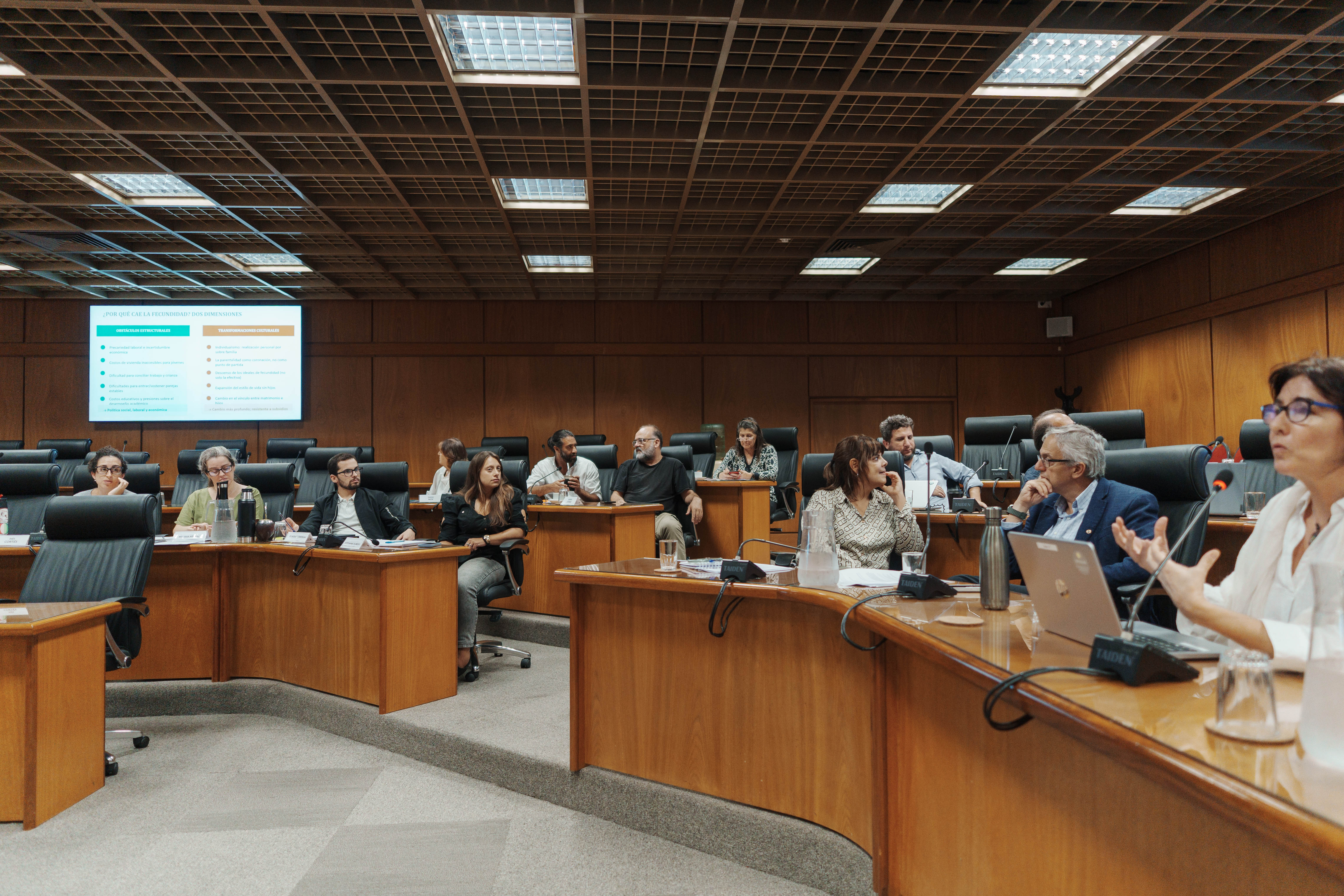 Comisión de Expertos en Política Poblacional fue recibida por la Cámara de Representantes