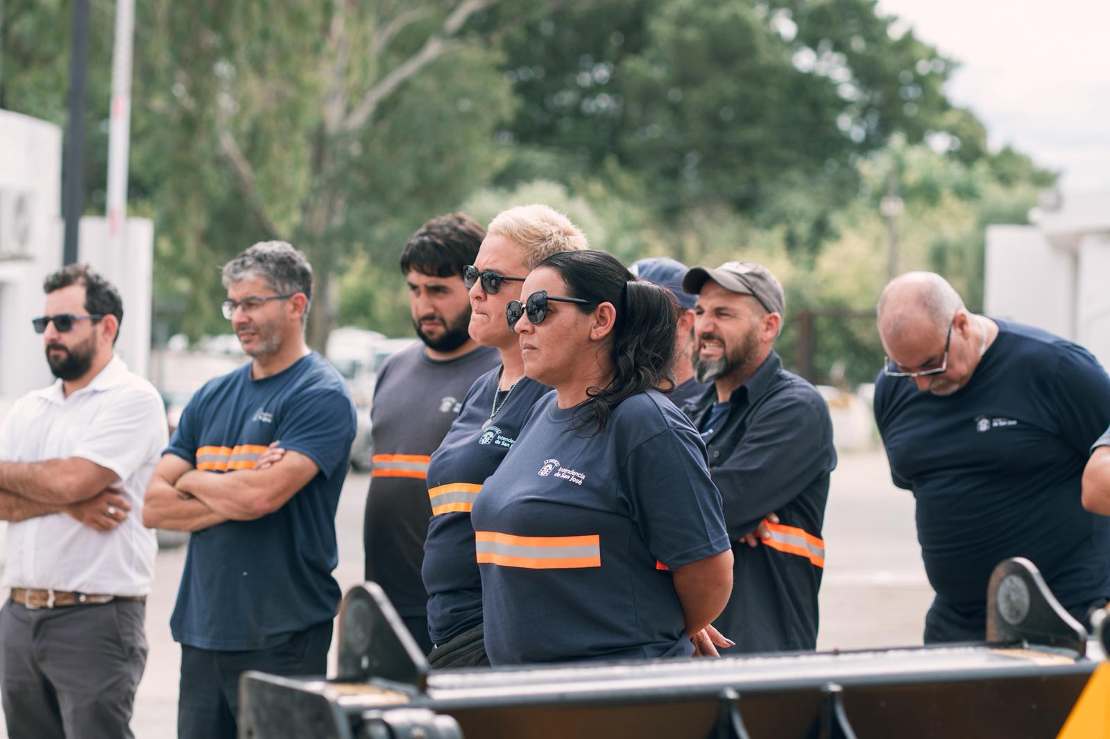 Lanzamiento formación para mujeres en manejo de maquinaria vial