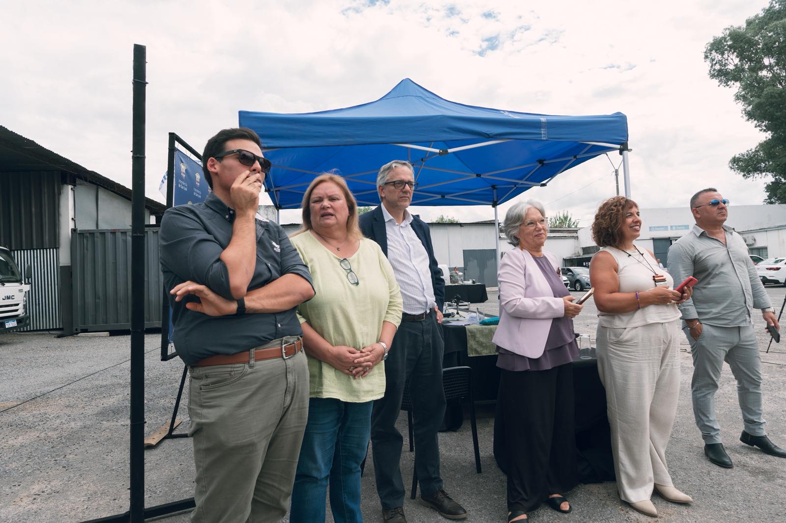 Lanzamiento formación para mujeres en manejo de maquinaria vial