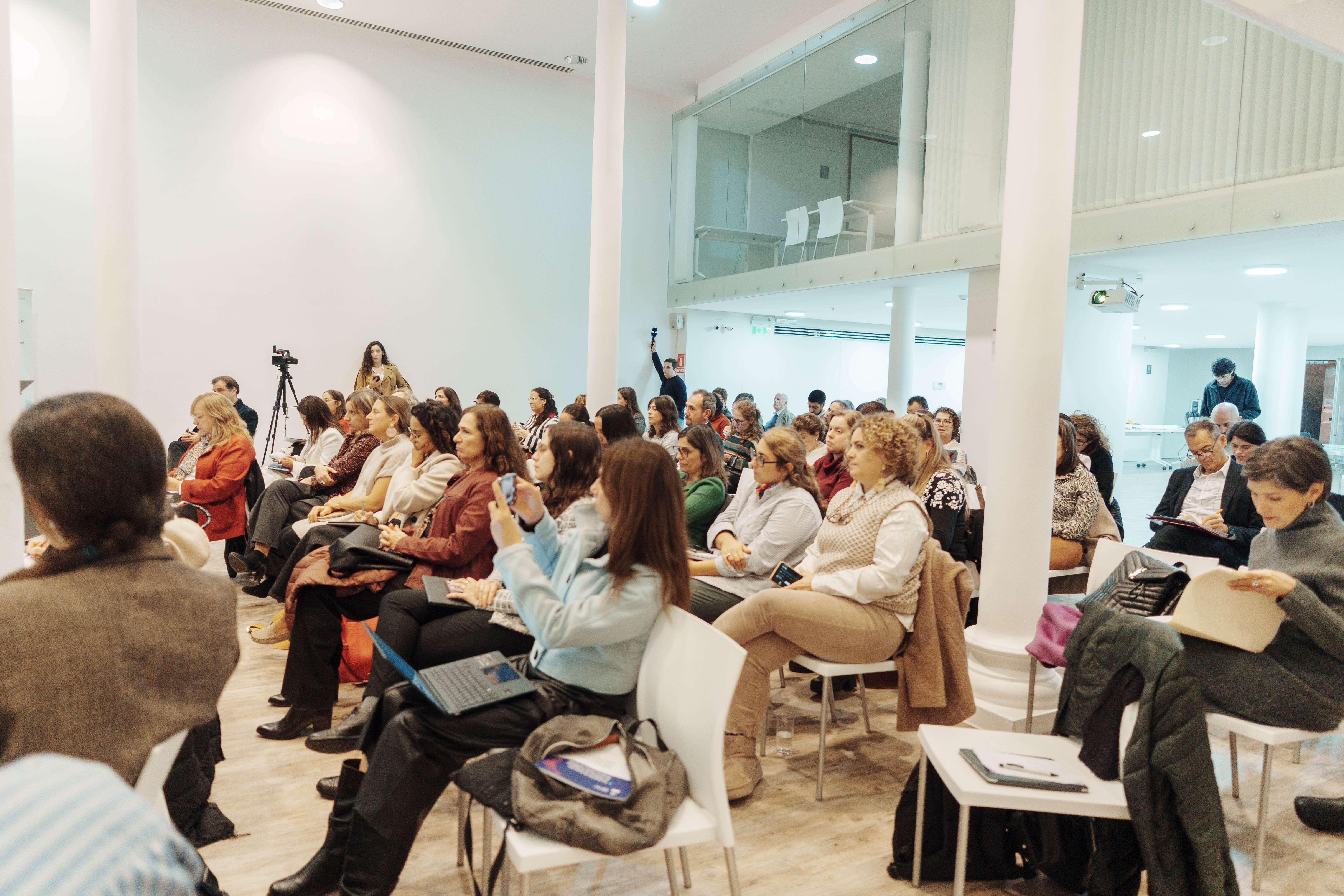 Conversatorio: Economía del Cuidado y Trabajo Decente
