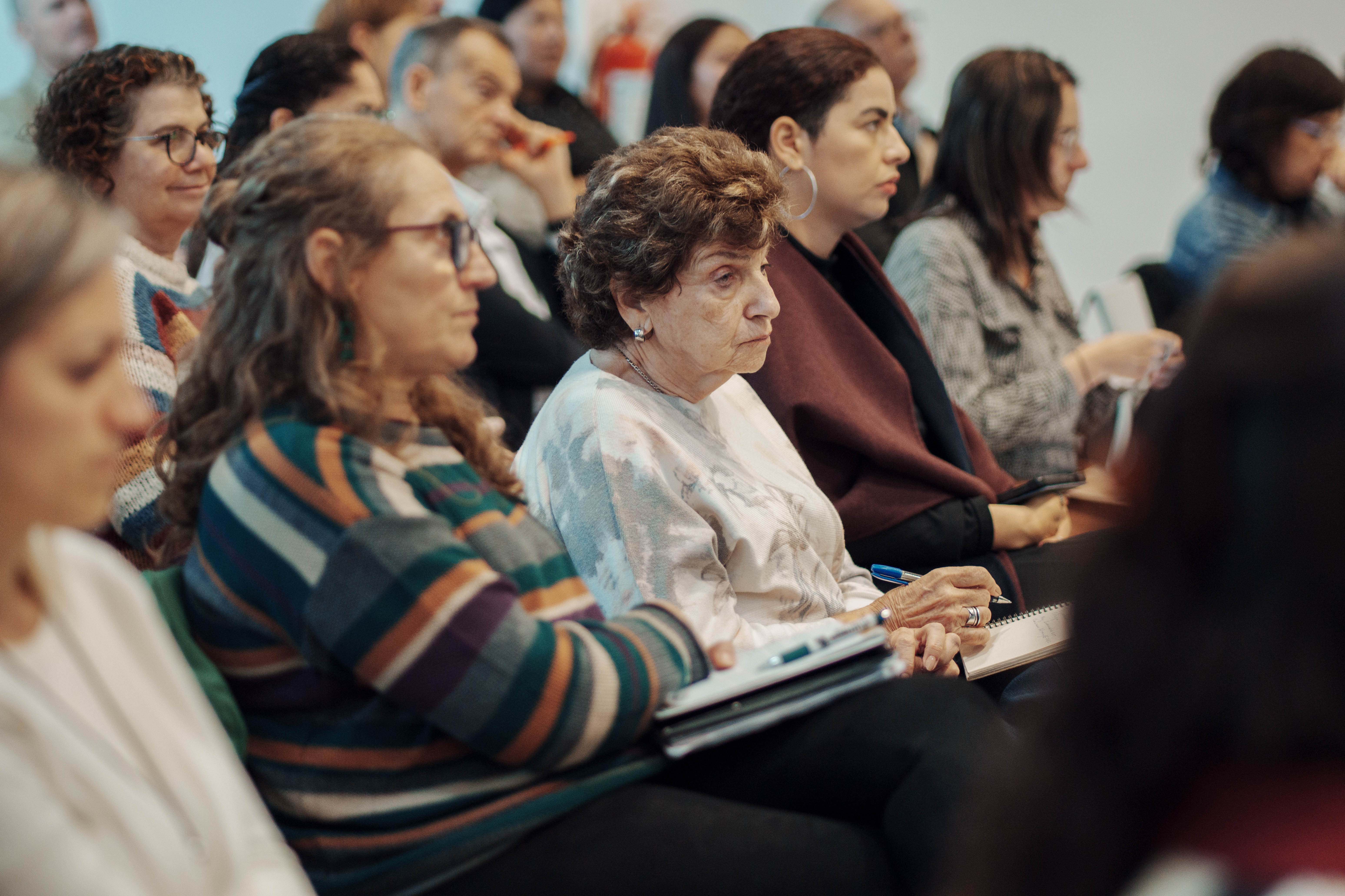 Conversatorio: Economía del Cuidado y Trabajo Decente